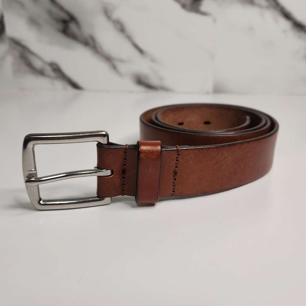 Banana Republic Italian Leather. Brown Leather Belt With Silver Buckle
